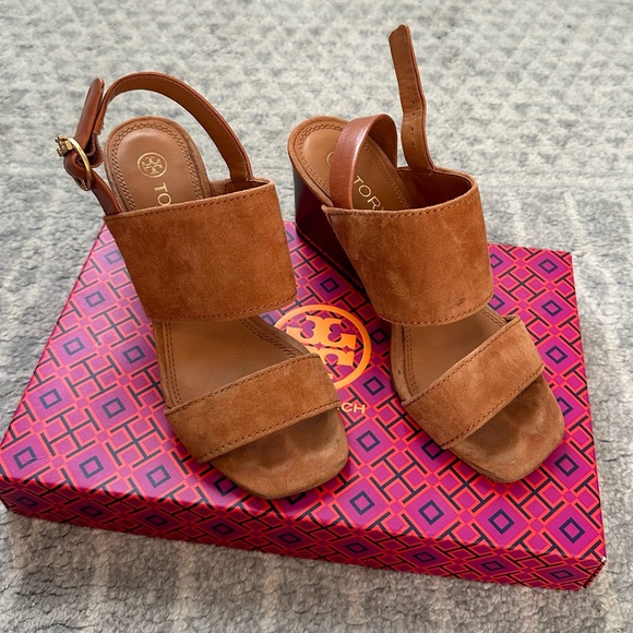 TORY BURCH SELBY 75MM BLOCK HEEL SANDAL - Picture 3 of 13